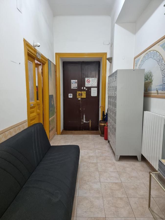Sunshine Hostel Рим Екстер'єр фото