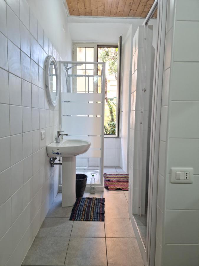 Sunshine Hostel Рим Екстер'єр фото